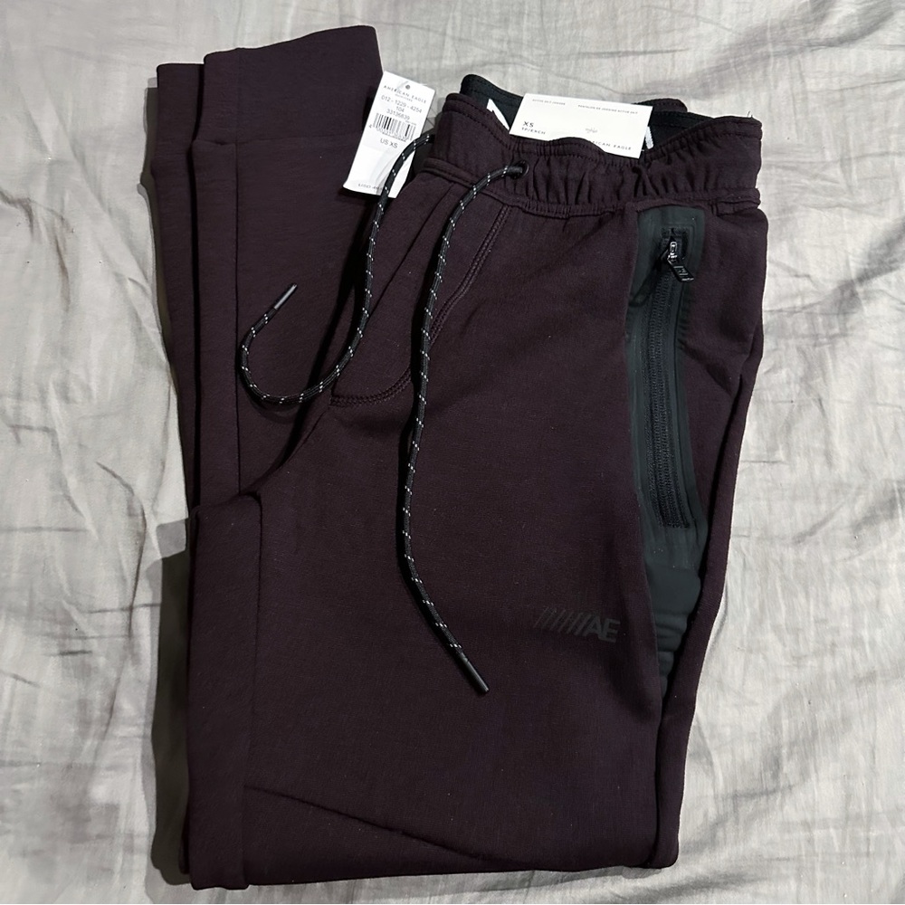 NEW WITH TAGS Size XS Extra Small American Eagle Men Active 24/7 Jogger Sweat